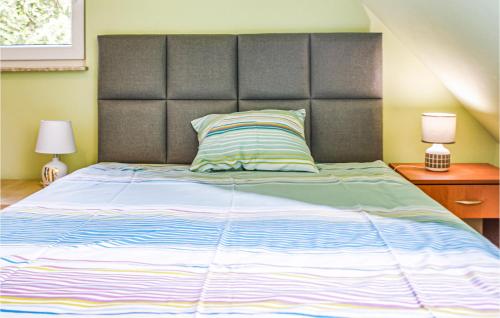Stunning Home In Golubie With Wifi in Sikorzina