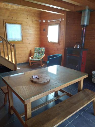 Létesítmények, Maison écoresponsable classée 3 étoiles avec son jardin clos (Maison ecoresponsable classee 3 etoiles avec son jardin clos) in Donzy