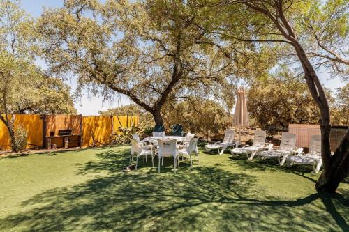 Casa Rural Navalonguilla con piscina in Santa Olalla del Cala