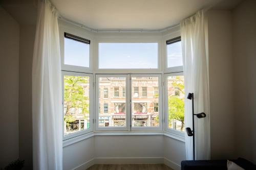  Earnestly 1 Bedroom Serviced Apartment 54m2 -NB306E- in Rotterdam