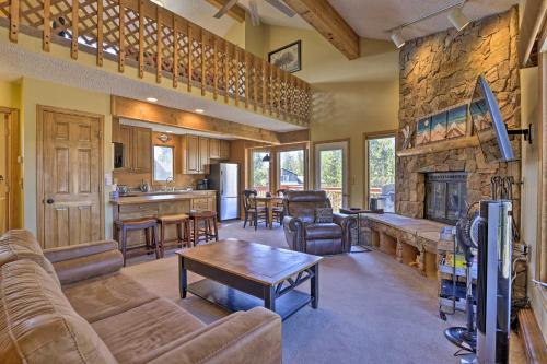 Townhome with Club Access on Winter Park Shuttle Stop - image 12