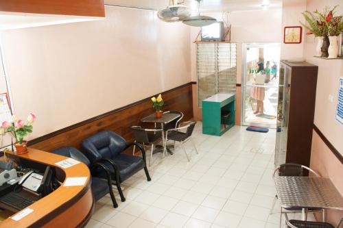 Lobby, GV Hotel Naval in Naval