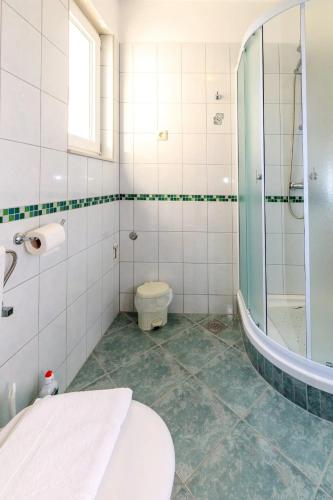 Two-Bedroom Apartment with Terrace and Sea View image 7
