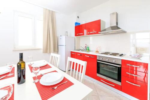 Two-Bedroom Apartment with Terrace and Sea View image 6