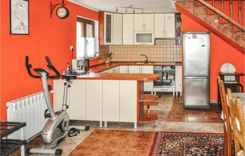 Amazing home in Ruciane-Nida with 3 Bedrooms, Sauna and WiFi