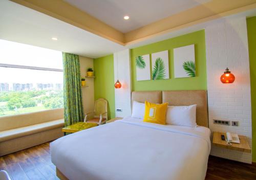 room detail thumbnail 0