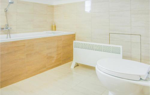 Four-Bedroom Holiday Home in Ruciane-Nida - image 10