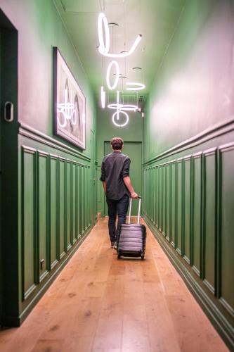 Joro Living, Paris