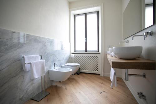 Bathroom, La Portineria Luxury B&B in Piancogno