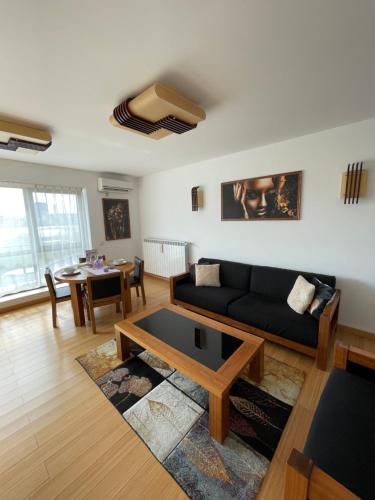 Sunny two room apartment, Baneasa, Petrom City, Free wi-fi and underground parking