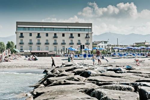 Hotel Rondine - Marinella di Sarzana