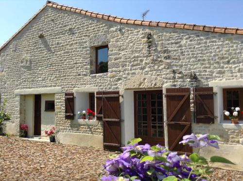 B&B Bouin - Boutonne Rouge Gite - Bed and Breakfast Bouin