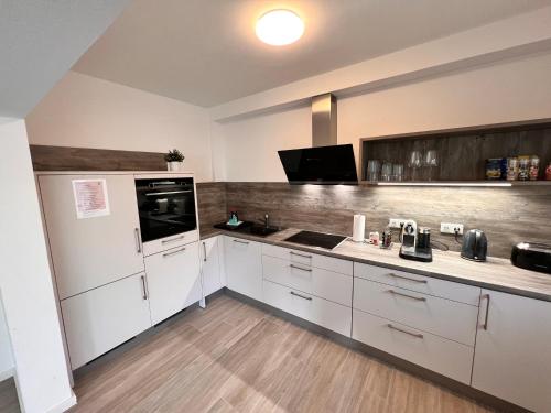 Veens Crew Home 4 Pax in ไดรไอค์