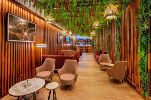 حانة/استراحة, Alisa Hotel Tema in ساكومونو