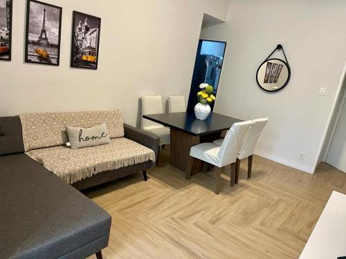 Lovely 2 bed-room full equipped condo 60m2 in Flamengo Rio de Janeiro in Laranjeiras