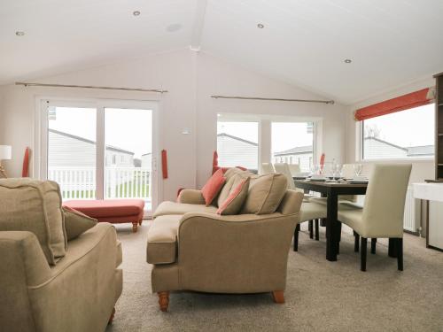 Lodge at Chichester Lakeside 3 Bed