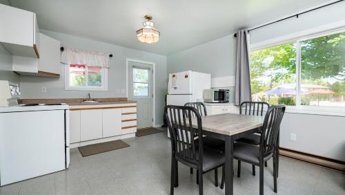 Bel Air Cottages and Motel in Sauble Beach (ON)