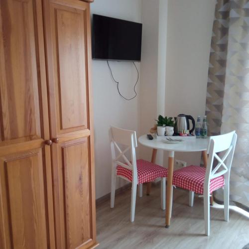 Double Room with Private External Bathroom room in Jaśminowe Ogrody