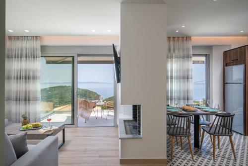 Horizon Ionian Villas in Perdika