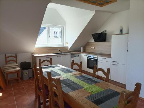 Iekārtas, Schöne Wohnung mit Whirlpool und Sauna (Schone Wohnung mit Whirlpool und Sauna) in Homberg (Hessen)