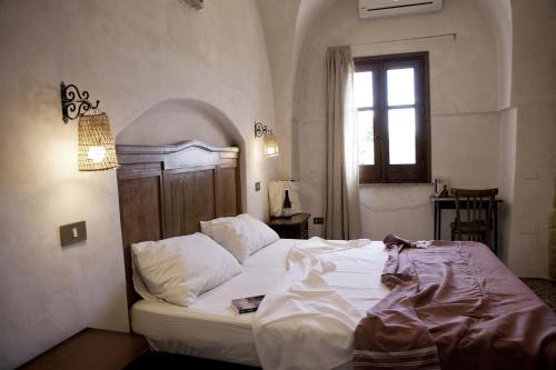 Three-Bedroom House image 5