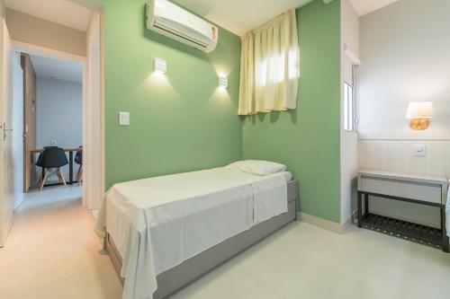 One-Bedroom Apartment image 7