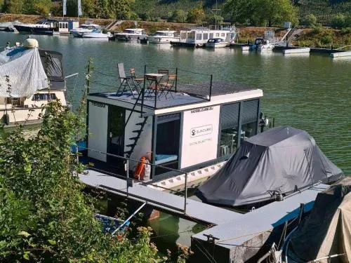 Moselcube in Traben-Trarbach, Deutschland