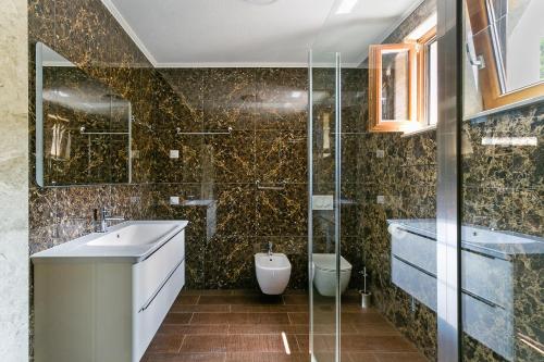 Villa Semiramis - image 13