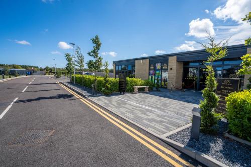 Зовнішній вигляд готелю, Glenfinnan Hot Tub Lodge 29 Cameron, St Andrews in Largo Ward