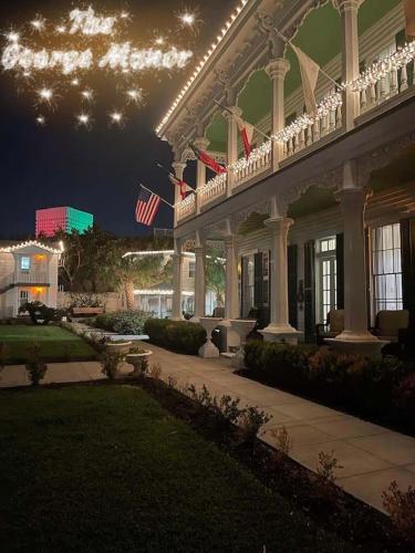 The George Manor - Accommodation - Galveston