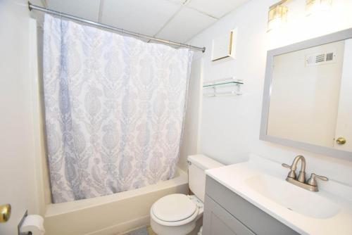 Two-Bedroom Apartment image 2