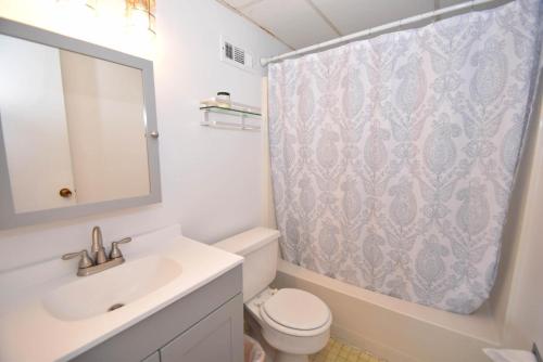 Two-Bedroom Apartment image 1