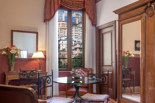 Pinto Storey Hotel in Chiaia