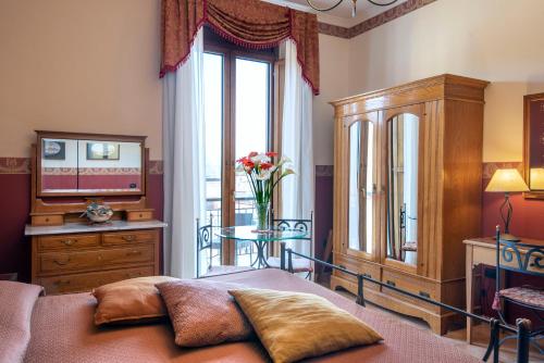 Pinto Storey Hotel in Chiaia