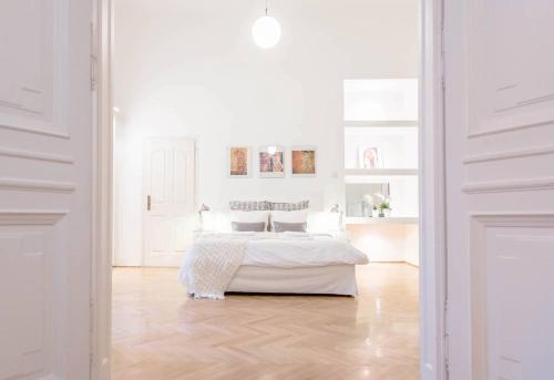 Berchtold Bourgeois - Spacious, Bright, Central - AC, Budapeszt