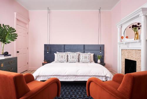 Oprema, The Neighborhood Hotel - Lincoln Park 501 - Three Bedroom Penthouse in Lincoln Park