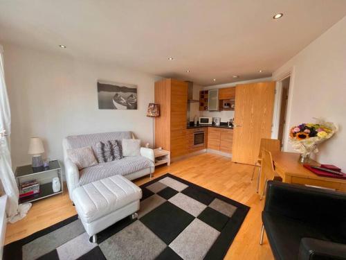 Lovely City Centre 1 bed apartment 2