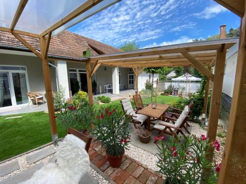 Bonne Vie Cottage - Zebegény Room Type - Apartment with Garden View