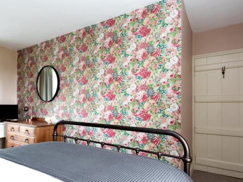Stag Cottage Penrith - image 5