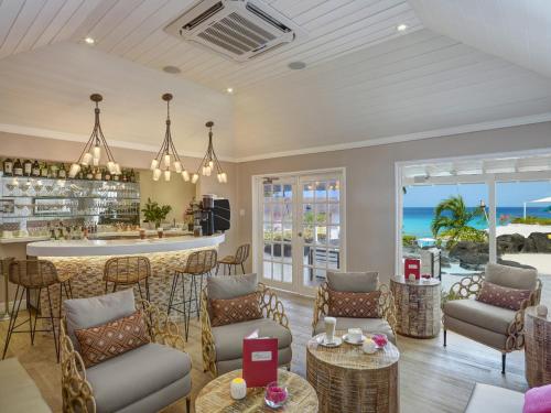 Crystal Cove by Elegant Hotels - All-Inclusive photo 1