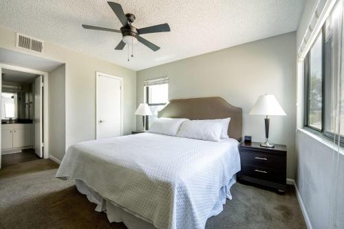 Upscale 2BR Apartment w Swimming Pool by Stay Gia