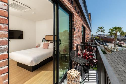 Erkély/terasz, The Brick Boutique Hotel in Oceanside Tengerpart