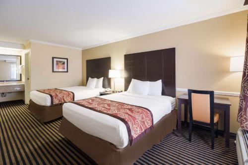 Best Western - McKenzie in McKenzie, USA
