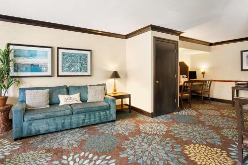 Sonesta ES Suites San Diego - Rancho Bernardo in Rancho Bernardo, USA