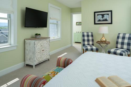 Apple Pony Inn - image 8