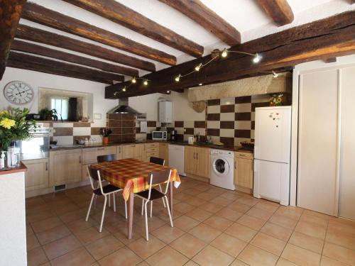 Gîte Lys-Haut-Layon 3 pièces 5 personnes - FR-1-622-7 - image 7