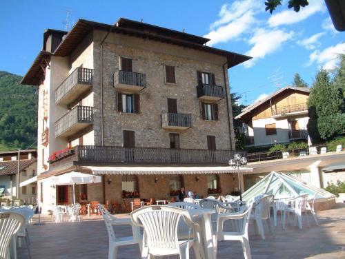 Hotel Carrara - Serina