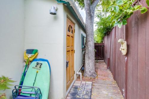 La Jolla Cabana Home - image 6