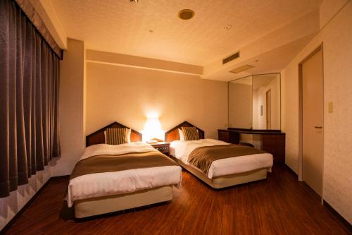 room detail thumbnail 1