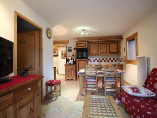 Appartement Les Carroz d'Arâches, 3 pièces, 6 personnes - FR-1-572-5 - Location saisonnière - Arâches-la-Frasse